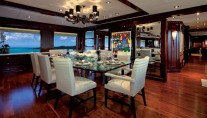 Yacht COCKTAILS -   Formal Dining
